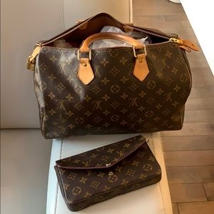 Speedy 40 Louis Vuitton 700$